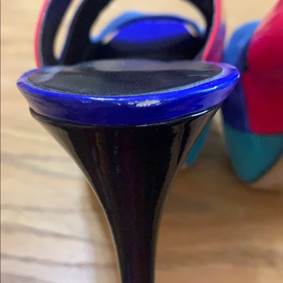 Multi colored stilettos - Picture 6 of 7